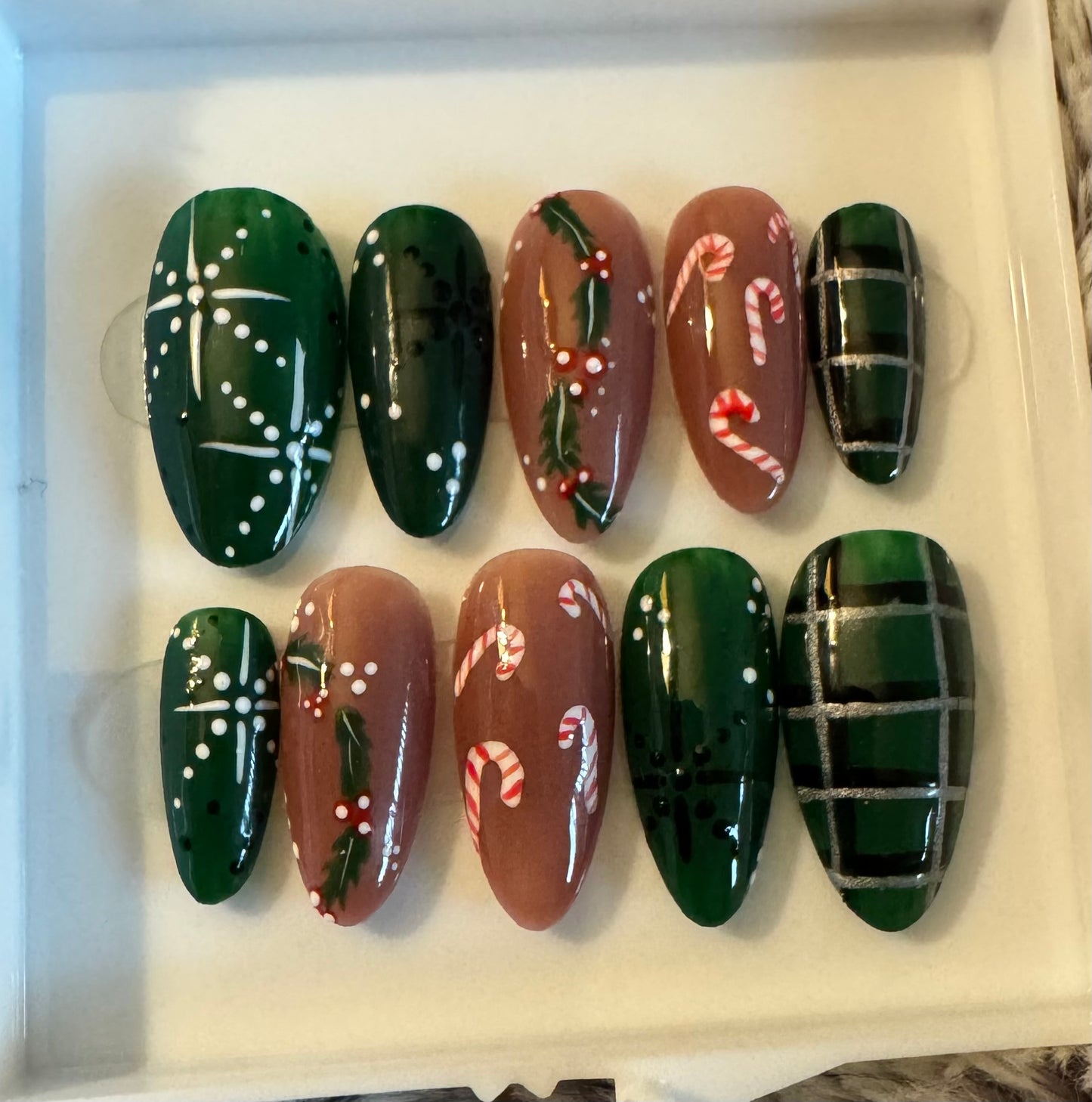 Custom press on nails