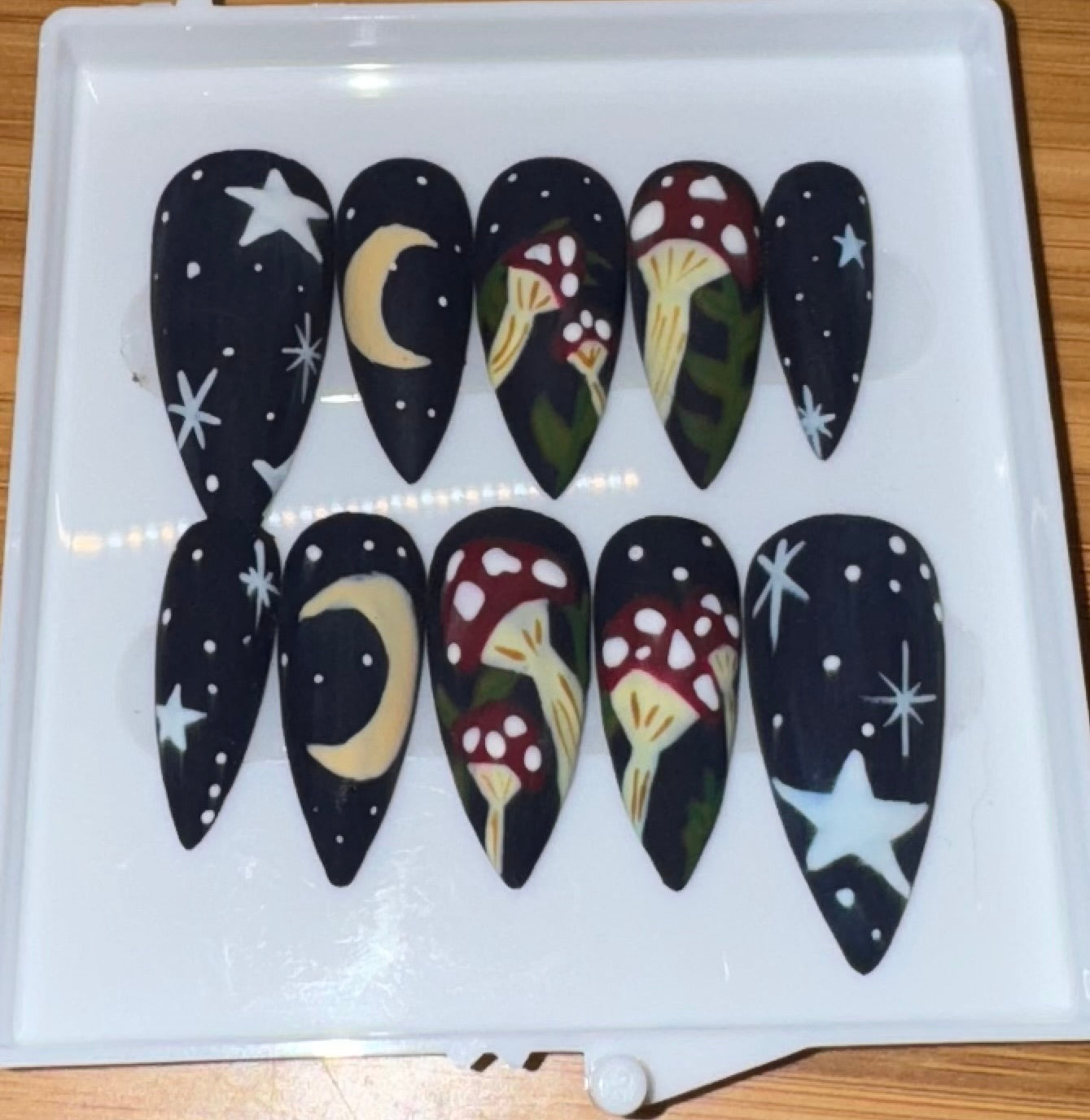 Custom press on nails